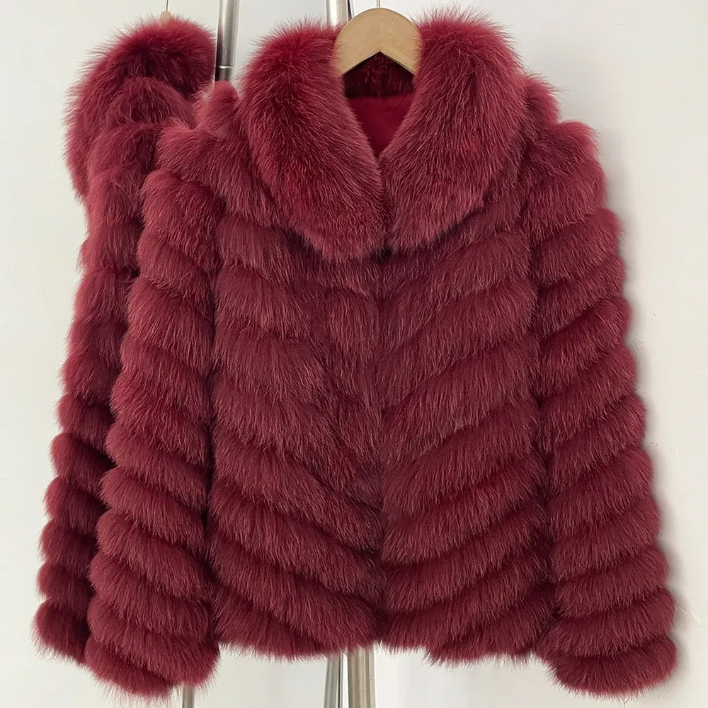 burgundy short