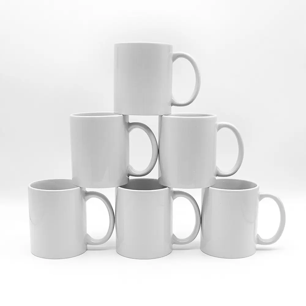 Logotipo personalizado Natal cerâmica café leite em branco caneca porcelana branco 11oz caneca para sublimação Atacado