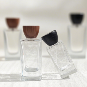 Thiết Kế Mới Bán Buôn Rỗng Sạch Sang Trọng Tùy Chỉnh Sáng Bóng 30Ml 50Ml 100Ml Nước Hoa Thủy Tinh Phun Chai - Product Image 1