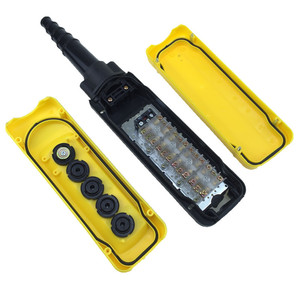 XAC-A4913 a sospensione antipioggia stazione di controllo sollevatore gru interruttore a pulsante con 10A Max. Corrente - Product Image 5