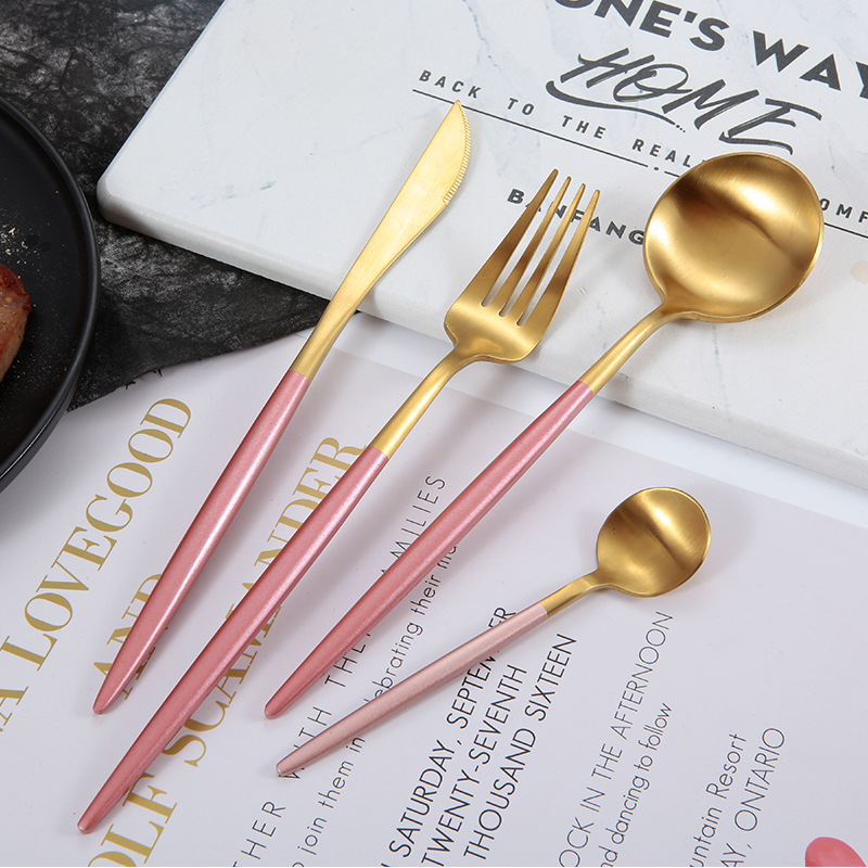 ชุดช้อนส้อม 4 ชิ้น สีชมพู+ทอง