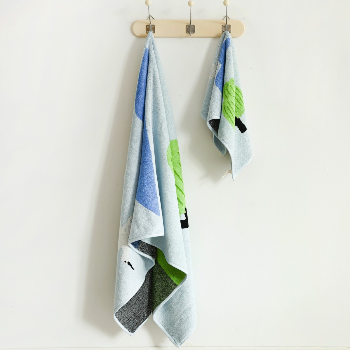 Serviette de bain en saule volant plus grande que la normale