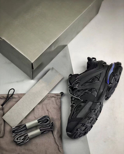 נעלי ספורט עם הוביל אור מקורי באיכות גבוהה גברים נשים נעלי ספורט רצות נעלי ספורט נעלי מזדמנים אורות balenciayess - Product Image 4