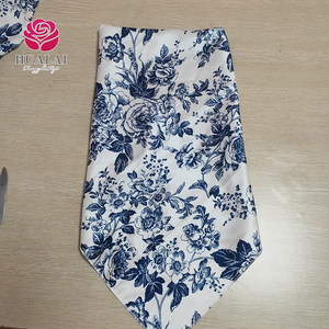 HNAP025Serve the world with our exquisite <strong>napkins</strong>. - Product Image 2