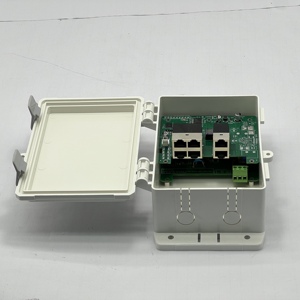 Outdoor Rainproof Security Monitoring Dedicated POE Switch Plug and Play 48V 4+2 100Mbps POE Switch - Product Image 5