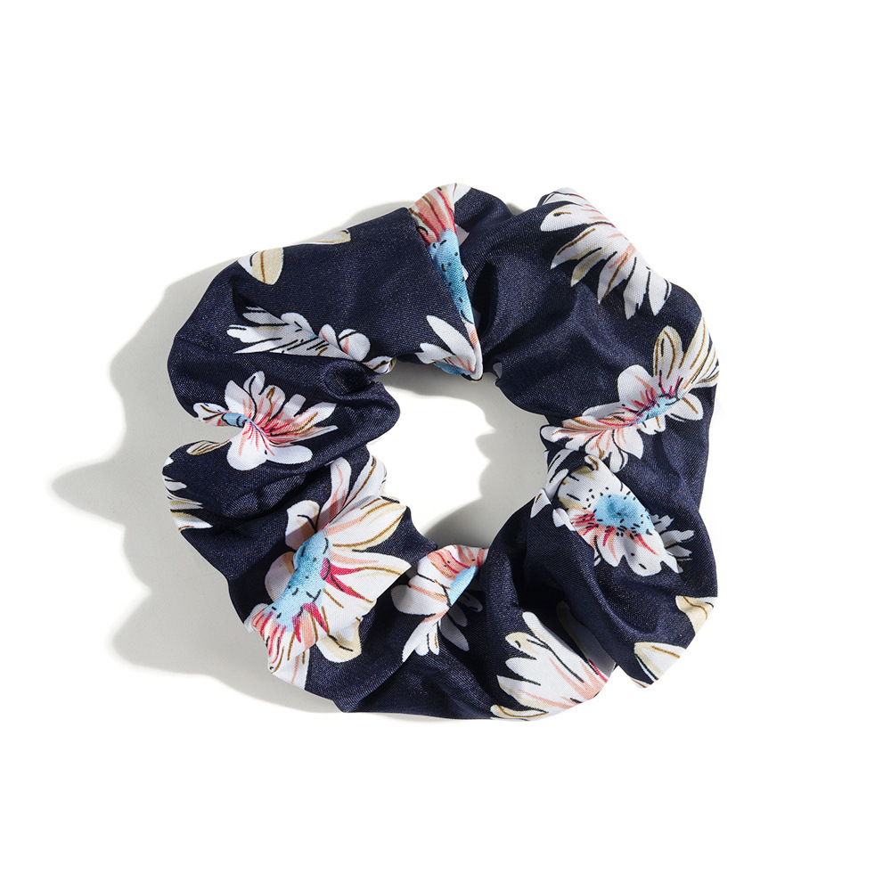 67 navy blue daisy flowers