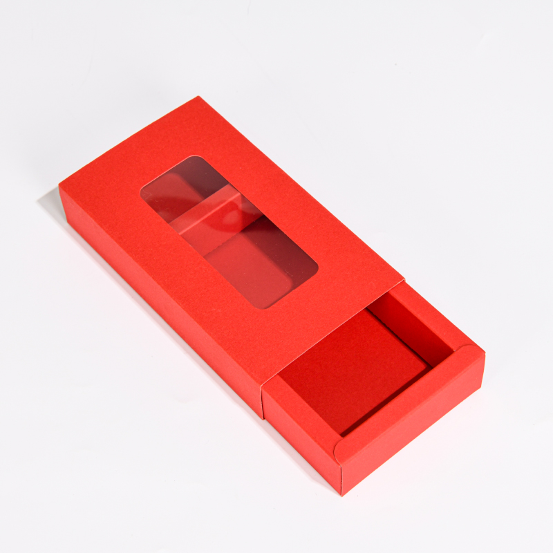 Red Natural-colored set