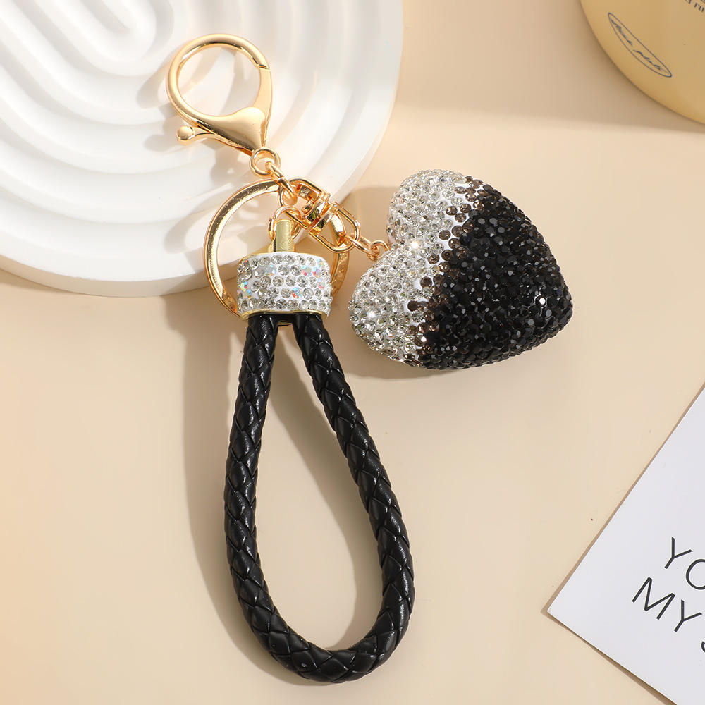 ความรักไล่ระดับสีดำ