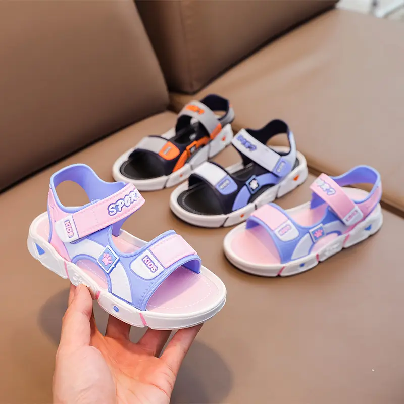 Sandals for Boys and Girls New Summer Cartoon Soft Sole Anti slip Fashion Student Beach Sandals Kids Outdoor Shoes