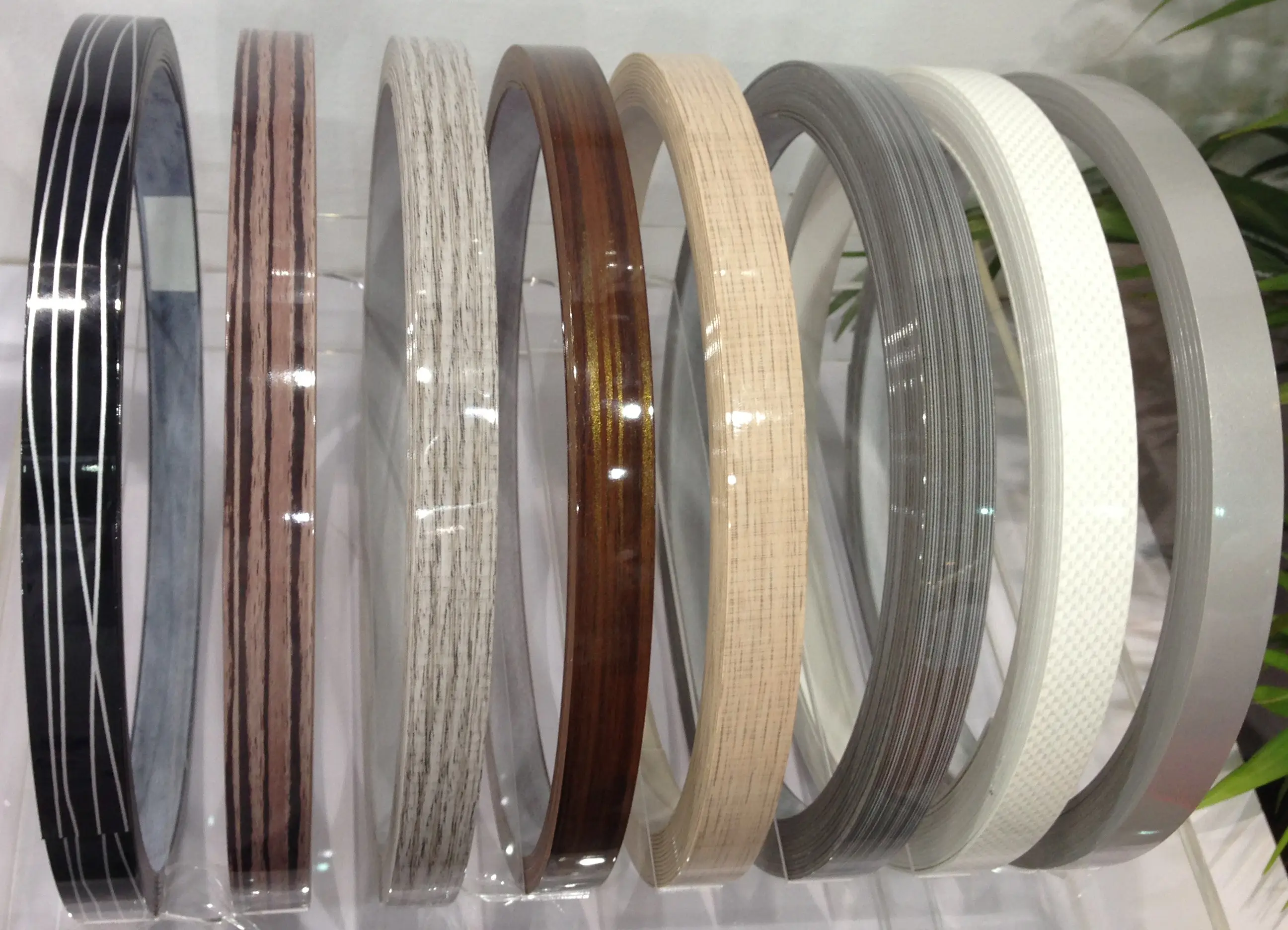 Hochglanz-PvC-Holz-Kunststoff-Tischschreibtisch Kantenband für Küchenschränke