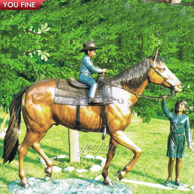 Statue grandeur nature de fille garçon de cheval d'équitation en bronze de jardin extérieur