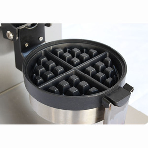Hot <strong>Selling</strong> 220V Gaufre Machine Professional Electric Non-sticking Waffle Maker Machine with Temperature Controller - Product Image 4