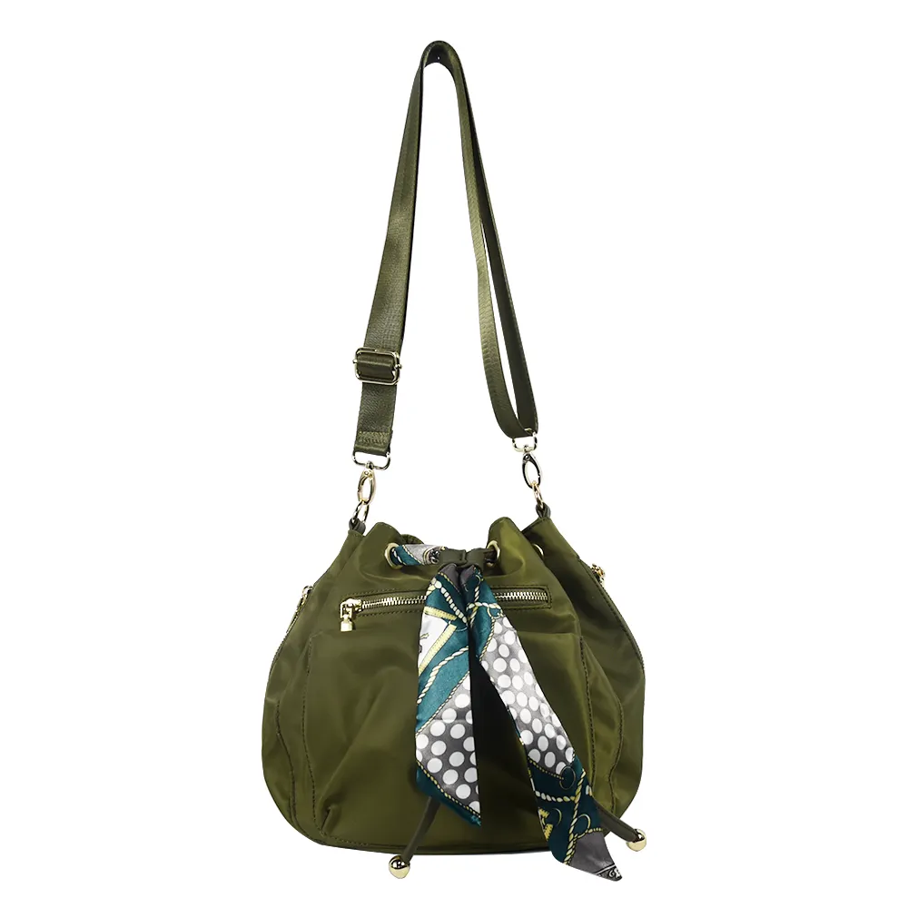 Sac seau femmes 2024 nouvelle mode à la mode ccrossbody sac en nylon sac en toile messager coréen