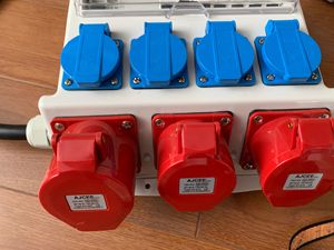 Ajceeカスタマイズ11モジュール配電ボックス、スウェーデンip44産業プラグソケット電源ボックスce - Product Image 4