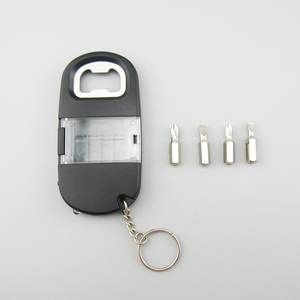 プロモーション用の栓抜きキーチェーンツールセットを備えたミニ4in1多機能LEDドライバーキット - Product Image 6