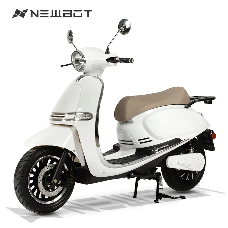 Newbot EEC SWAN 4500W 40Ah12インチエレガントな白い大人用電動スクーター電動モペットモトエレクトリカ