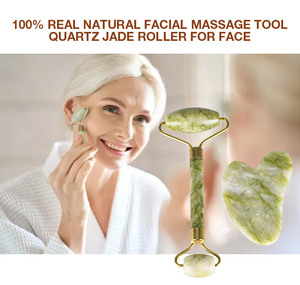 Cilt bakımı araçları özel 100% doğal Anti Aging yüz masajı silindiri kuvars yüz yeşim rulo Gua Sha kutusu ile Set - Product Image 3