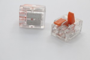 Original Connector <strong>Terminal</strong> <strong>Blocks</strong> 221-412 221-413 221-415 2-Poles 3-Poles 5-Poles