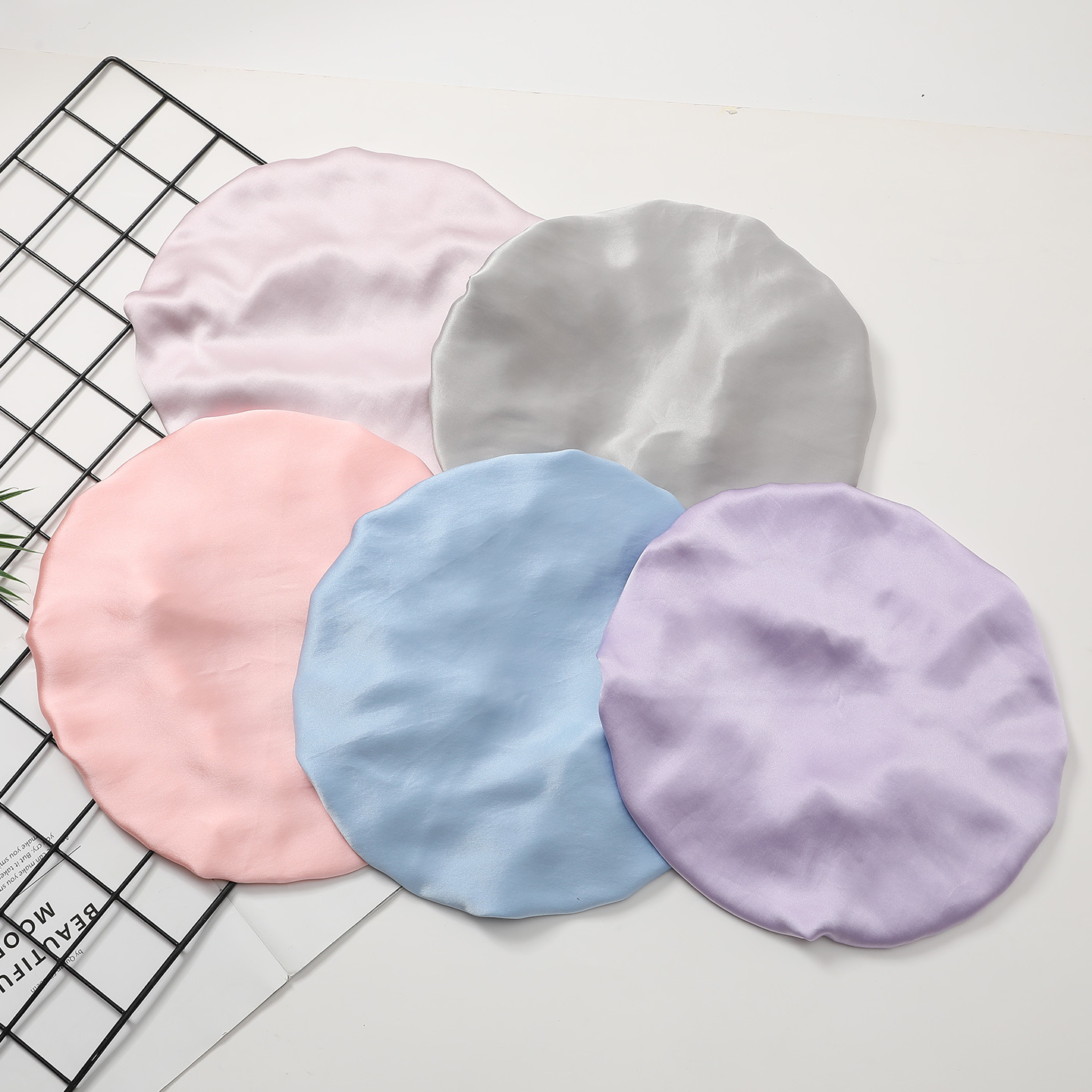 Satin pink bonnet