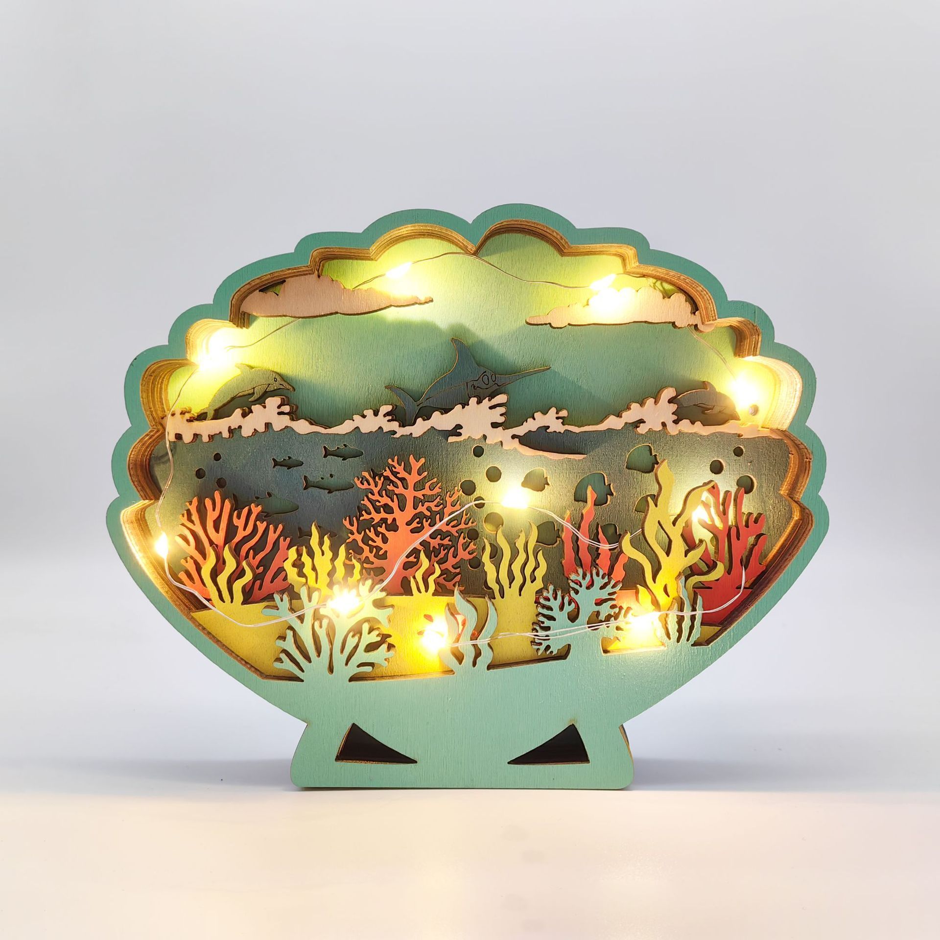 Green-Scallops-with lights