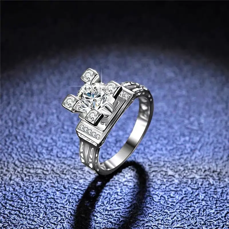 Precio de fábrica anillo de compromiso de lujo 1ct VVS Moissanite redondo brillante corte áspero diamante Torre Eiffel anillo al por mayor para mujeres