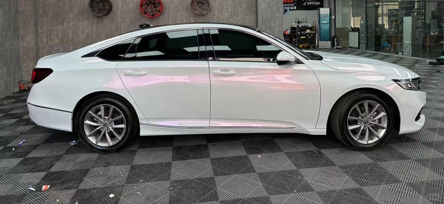 Bianco perla al rosso