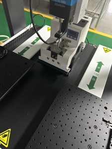 Hoch effiziente automatische Desktop-Schraubens icherungs maschine für mehr elektronische Produkt befestigung Doppelsystem-Festziehen - Product Image 5