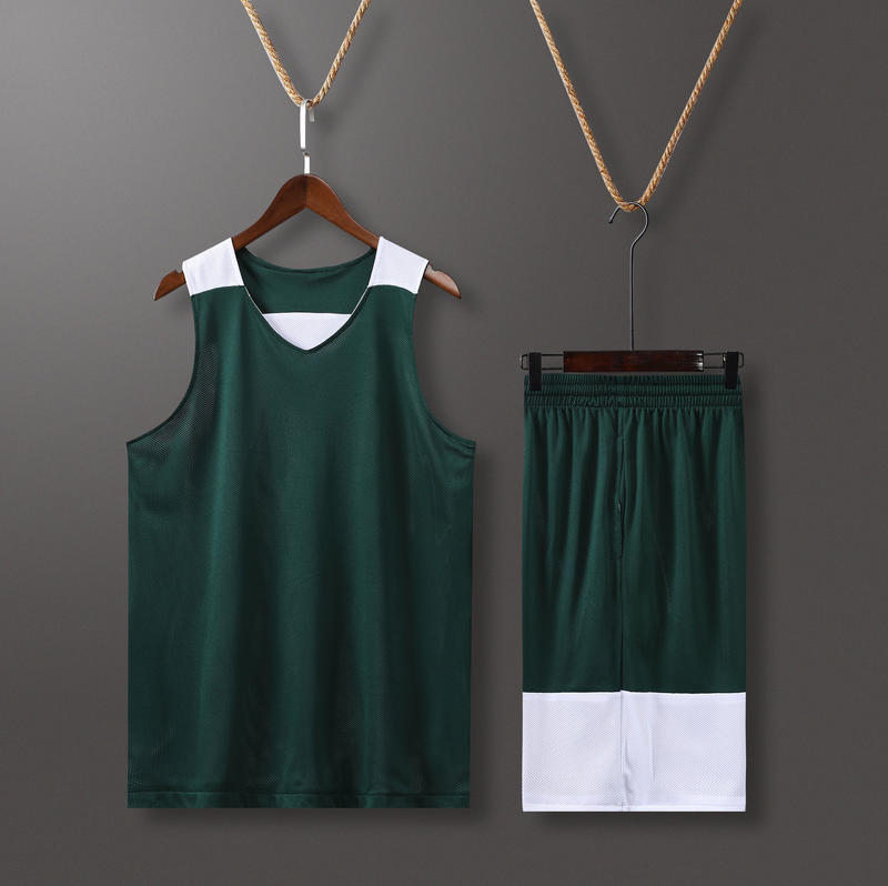 Vert foncé et blanc
