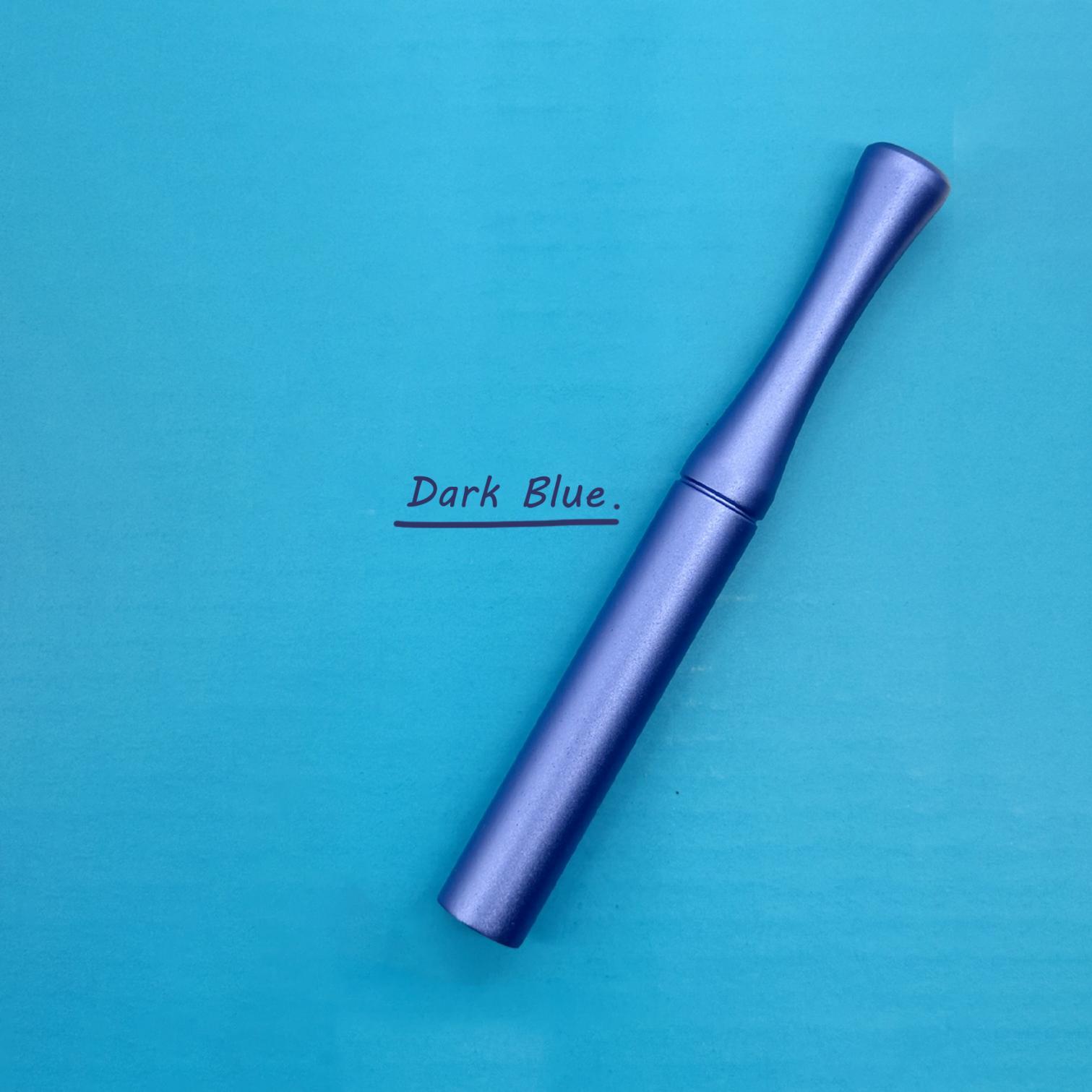 Azul oscuro