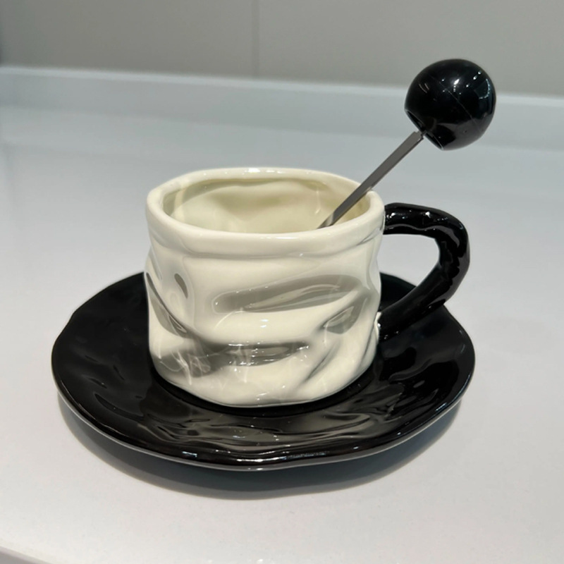 Pleated coffee cup and saucer-black-200ml