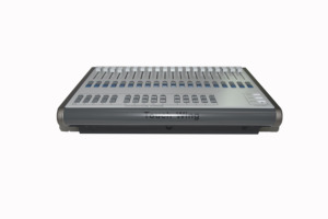 Tiger Touch Pro Titan DMX консоль 220 В движущийся контроллер крылья Fader кварцевый M1 сценический контроллер света с управлением DMX - Product Image 4