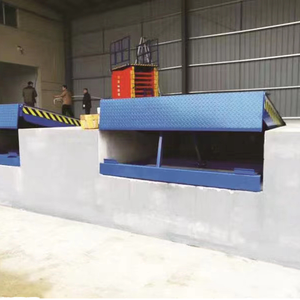 Cargo Forklift Container <strong>Load</strong> and <strong>Unloading</strong> <strong>Ramps</strong> Truck Yard <strong>Dock</strong> Leveler <strong>Dock</strong> Shelters for Cold Storage - Product Image 1