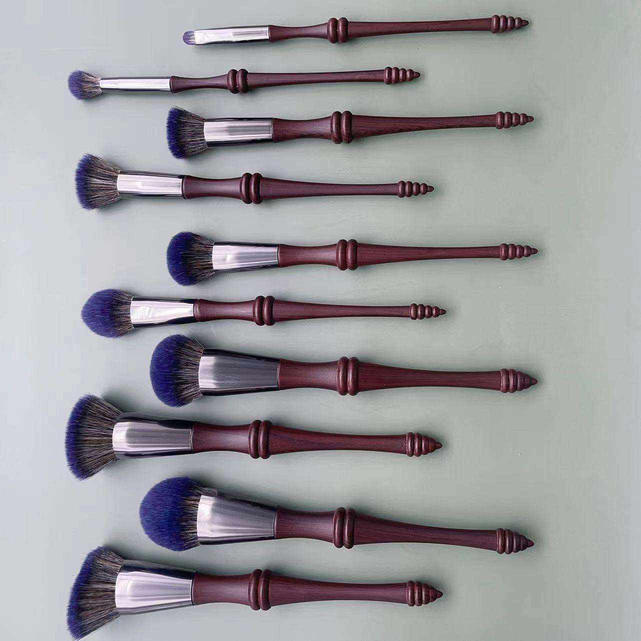 สีน้ำตาล