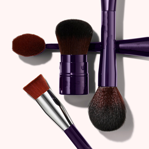 Toptan profesyonel toz Kabuki makyaj fırçası için Go Touch-Up yüz fırça üzerinde özelleştirilmiş