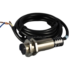 Interruptor fotoeléctrico de reflexión difusa de tipo general con Sensor óptico de para interruptor inductivo y fotoeléctrico de CA y CC - Product Image 1