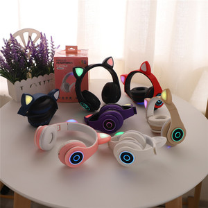 B39m LED chói Hệ thống thẻ TF dễ thương âm thanh nổi thoải mái chơi game phim Tai nghe tai mèo tai nghe Tai nghe không dây - Product Image 6