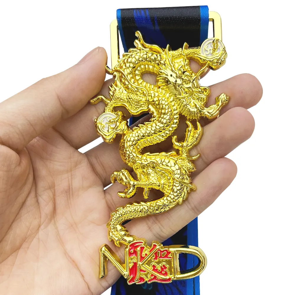 Holesale-medalla de aleación de zinc de metal personalizado, medalla de premio con cinta de dragón dorado brillante en 3D