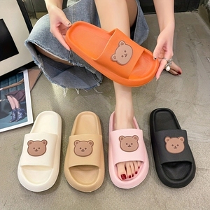 Женские и мужские сандалии с облаками - Product Image 1