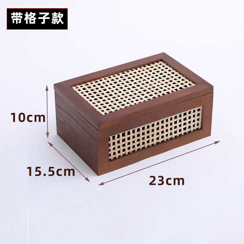 Large rectangular style with plaid pattern