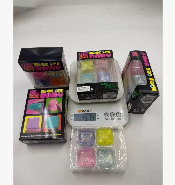 Four small golden powder squares