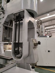 Máquina enrutadora CNC 5D de 5 ejes, husillo único, talla de madera rotativa de 360 grados, controlada por NC Studio y Mach3 - Product Image 5