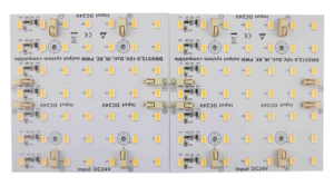 โมดูลไฟ LED 10*10ซม. SMD5630ซัมซุงชิปแอพลิเคชัน5-8Years PCB อะลูมิเนียมไฟแบล็คไลท์ LED โมดูลความสว่างสูง - Product Image 4