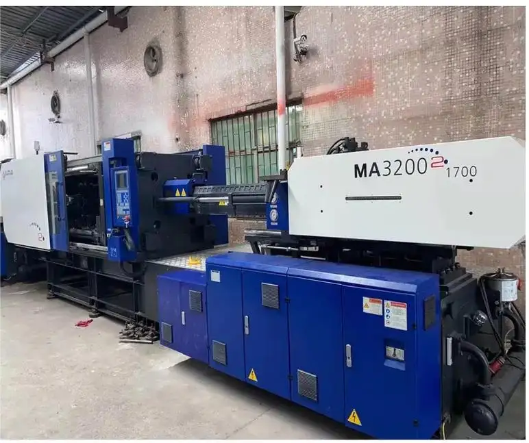 Used Injection Plastic Machines Chinese Manufacturing Large Containers Plastic 320 Ton Pet Injection Blowing Molding Machinery