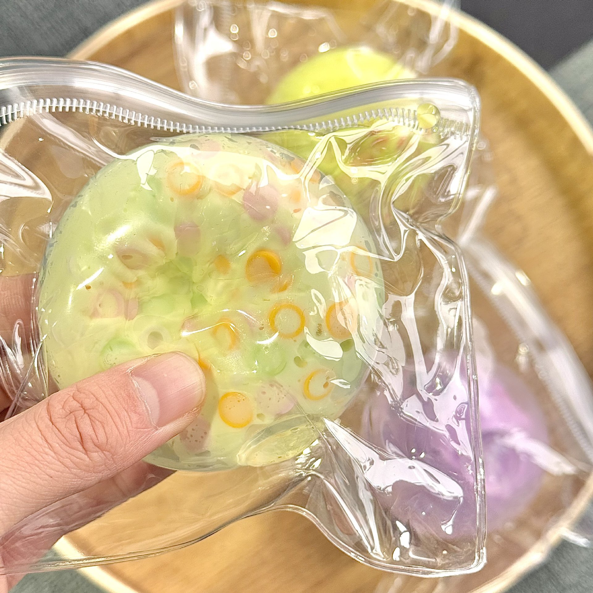 20295-Lime Jasmine Tea ball