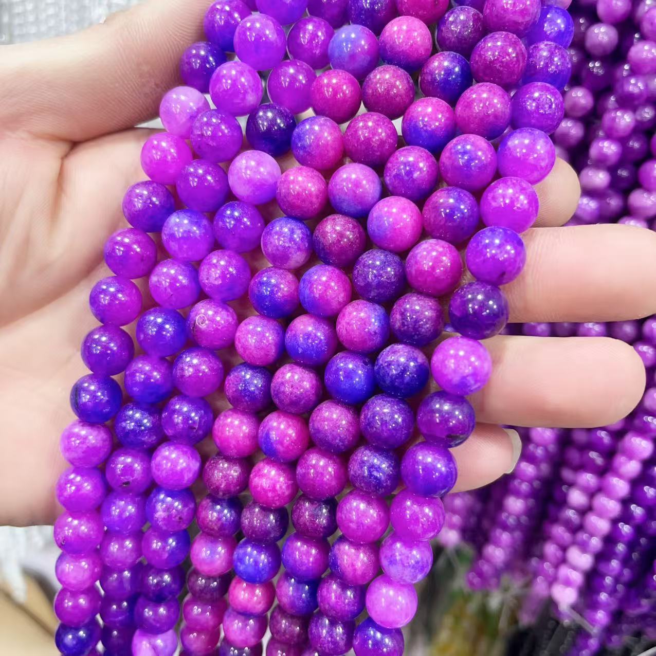 สร้อยลูกปัดชาร์รอยต์สีม่วง