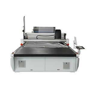 Gute Qualität Voll automatische Computer Programmier bare Muster Nähmaschine B-3020 sterben Digital Cnc Schneide maschinen Tischs ch neider - Product Image 2