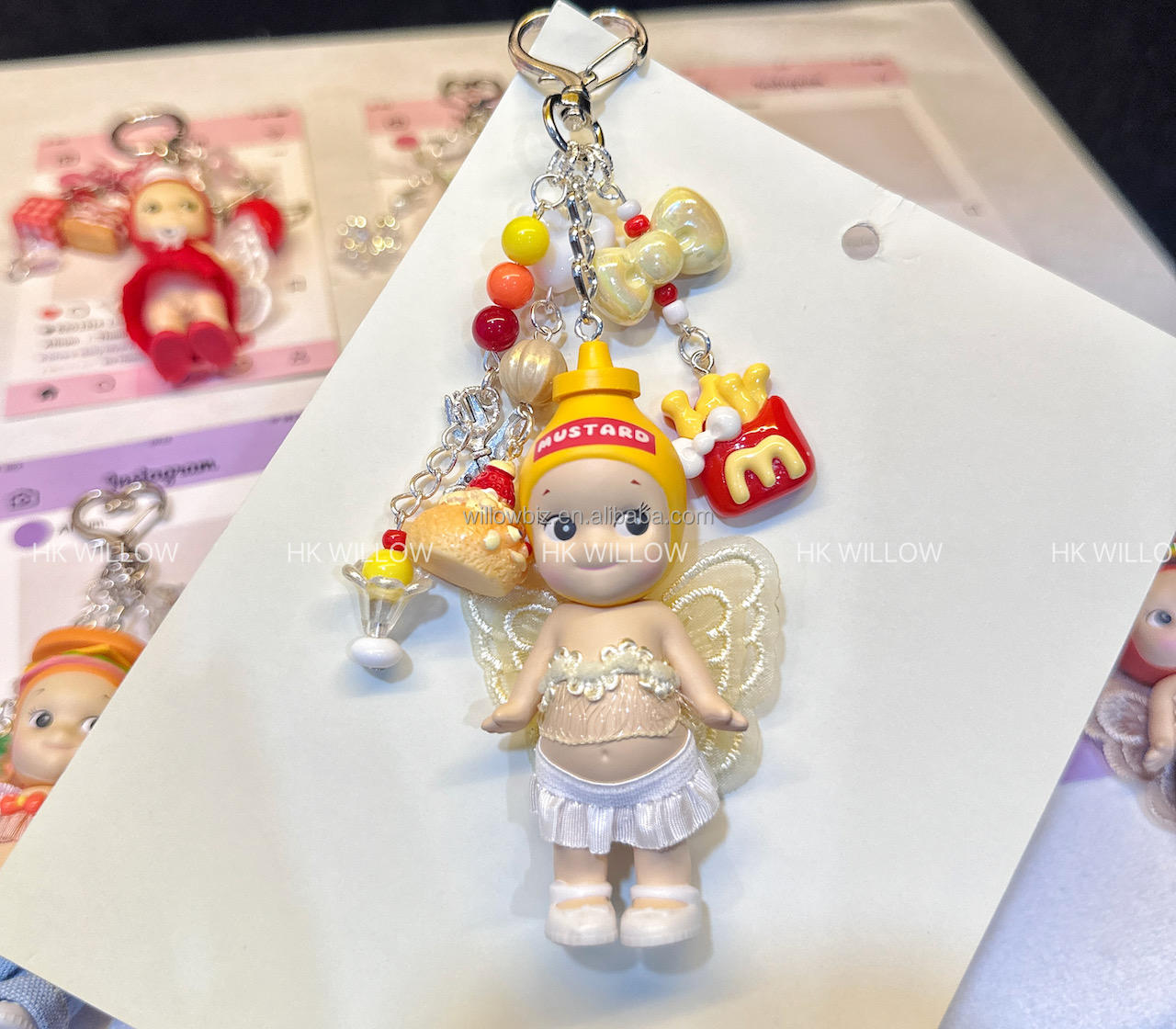 Key chain + skirt set