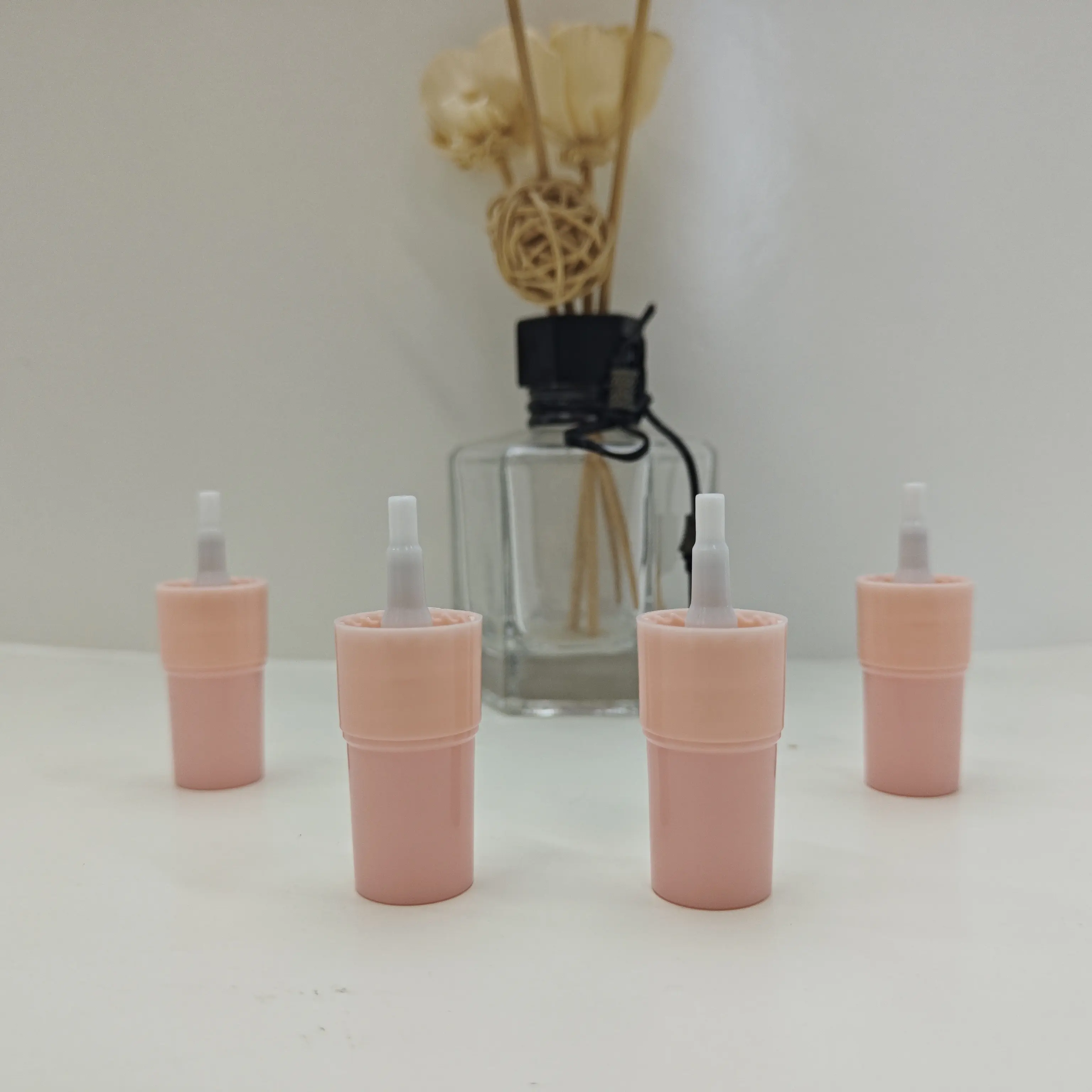 factory sale 18mm 18/410fine mist sprayer PP pink plastic smooth mist spray water pump for cosmetic bottle