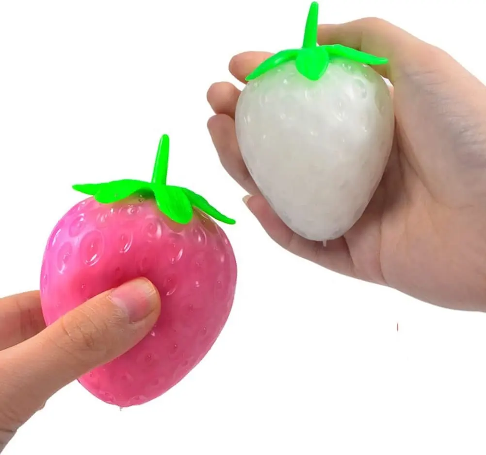 थोक TPR निचोड़ फल खिलौने आटा गेंद PVA स्ट्रॉबेरी यूवी परिवर्तन रंग Decompression के Fidget खिलौना बच्चों के लिए