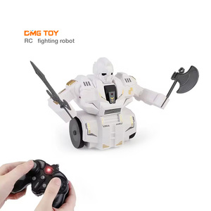 RC Robot 2,4G Robot de combate inteligente Lucha Boxeo Giratorio Juguetes RC para niños robots de lucha RC a la venta - Product Image 1
